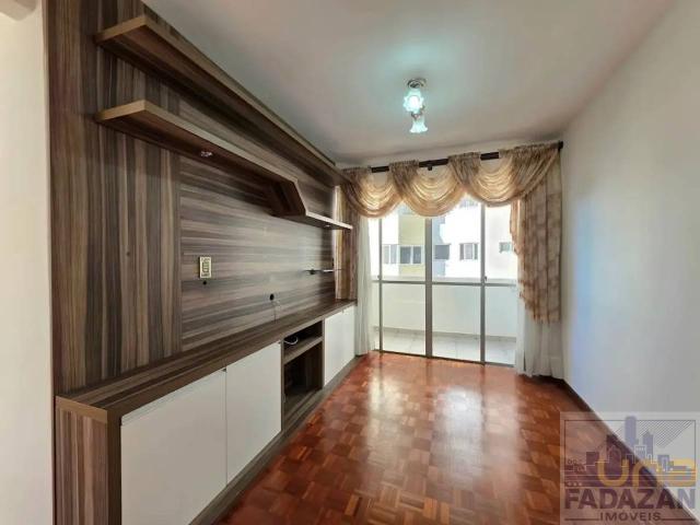 Apartamento na Engenheiro Niepce da Silva Portão Curitiba PR, aluguel por R$ 2.800