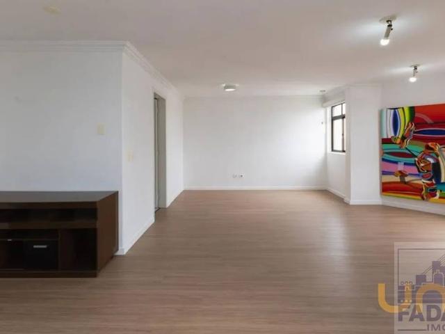 Apartamento na Estados Unidos Bacacheri Curitiba PR, aluguel por R$ 3.500