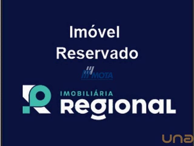 Apartamento na Eponino Macuco Capão Raso Curitiba PR, aluguel por R$ 2.875