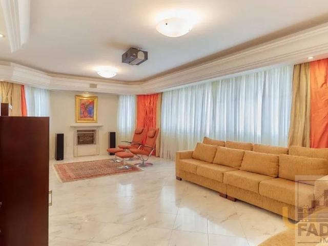 Apartamento na Francisco Juglair Mossunguê Curitiba PR, aluguel por R$ 11.600