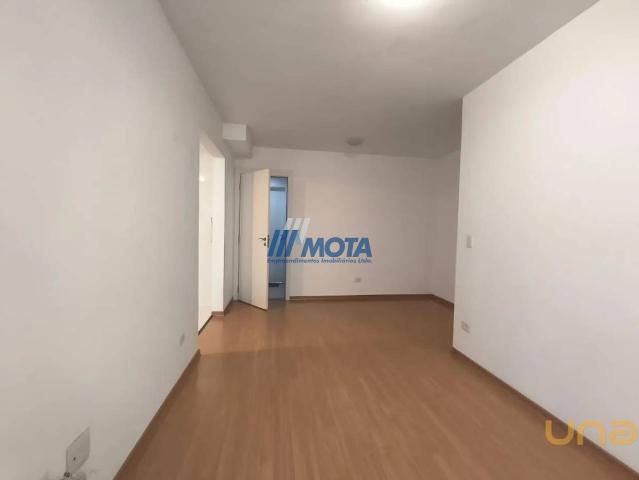 Apartamento na Governador Agamenon Magalhães Cristo Rei Curitiba PR, aluguel por R$ 2.300