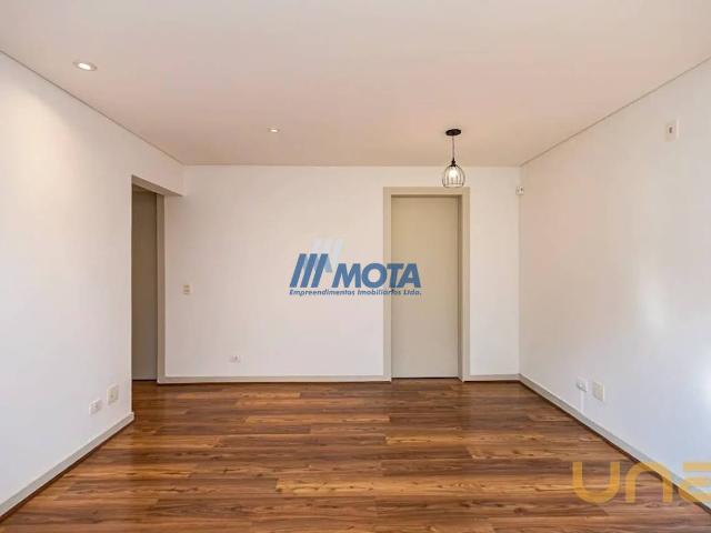 Apartamento na Guaianazes Vila Izabel Curitiba PR, aluguel por R$ 2.300