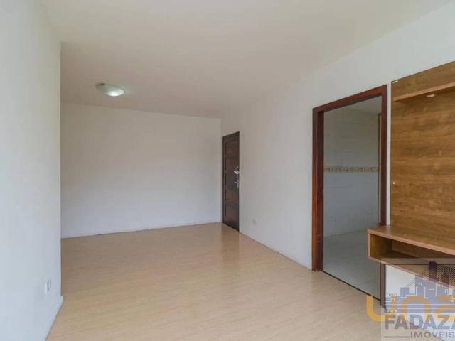 Apartamento na Iguaçu Água Verde Curitiba PR, aluguel por R$ 1.300