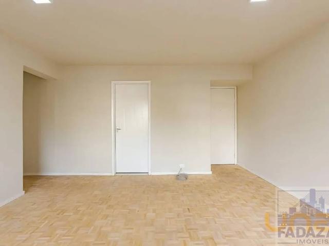 Apartamento na Iguaçu Água Verde Curitiba PR, aluguel por R$ 2.900