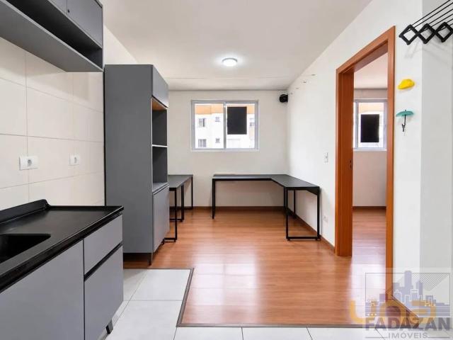 Apartamento na Irmã Genoveva Valenga Cidade Industrial Curitiba PR, aluguel por R$ 1.400