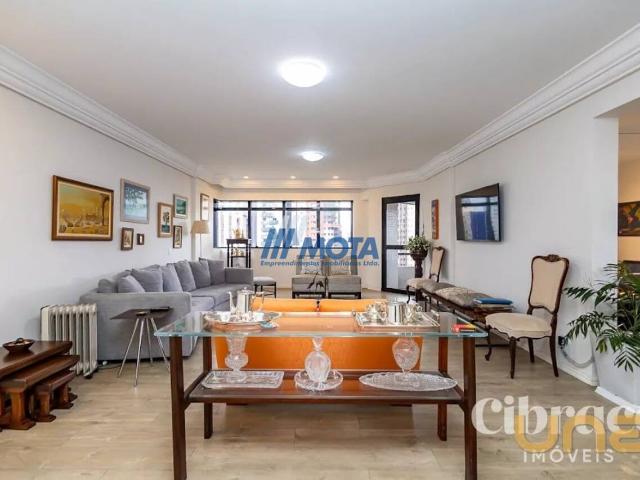Apartamento na Lange Água Verde Curitiba PR, aluguel por R$ 9.000