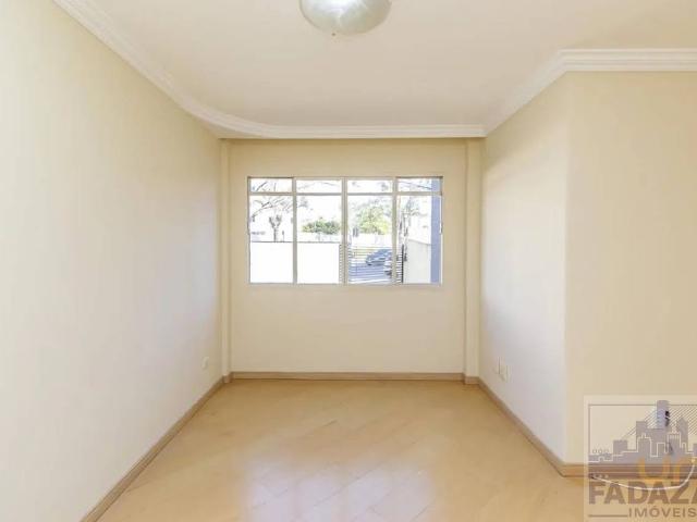 Apartamento na Lothario Boutin Pinheirinho Curitiba PR, aluguel por R$ 2.100