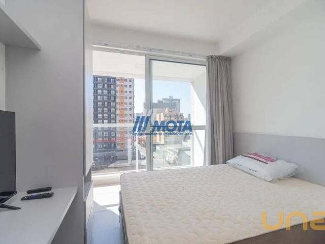 Apartamento na Lourenço Pinto Centro Curitiba PR, aluguel por R$ 1.900
