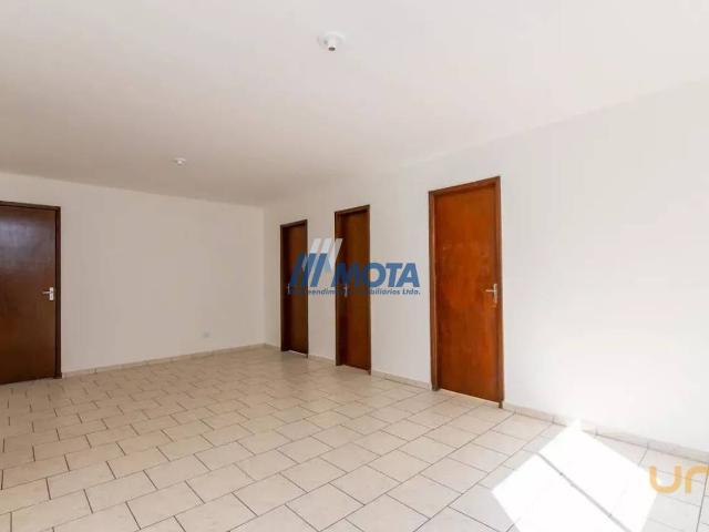Apartamento na Luiz França Cajuru Curitiba PR, aluguel por R$ 1.890