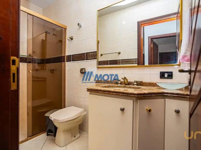 Apartamento na Marechal Deodoro Alto da Rua XV Curitiba PR, aluguel por R$ 4.000