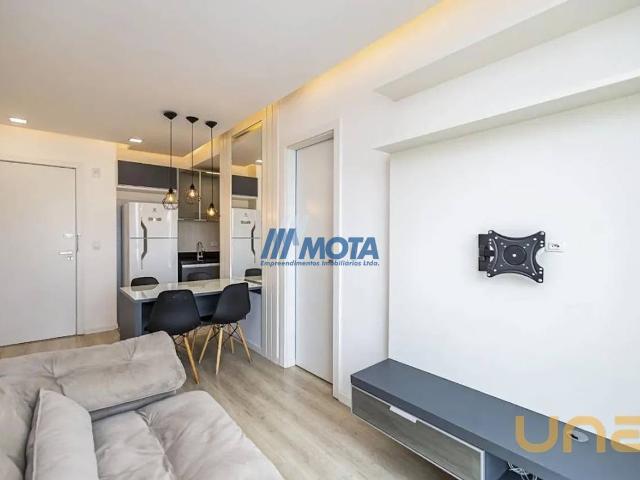 Apartamento na Marechal Floriano Peixoto Centro Curitiba PR, aluguel por R$ 2.300