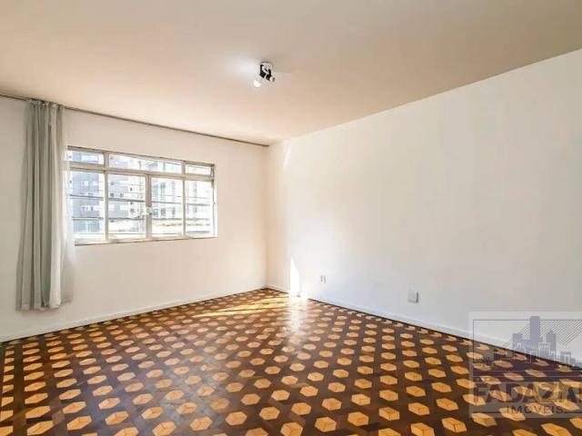 Apartamento na Mariano Torres Centro Curitiba PR, aluguel por R$ 2.800