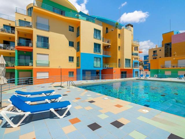 Apartamento na marina de Albufeira com vista mar/marina com. 99m² Albufeira e Olhos de Água