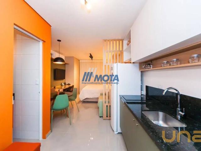 Apartamento na Murilo do Amaral Ferreira Água Verde Curitiba PR, aluguel por R$ 2.600
