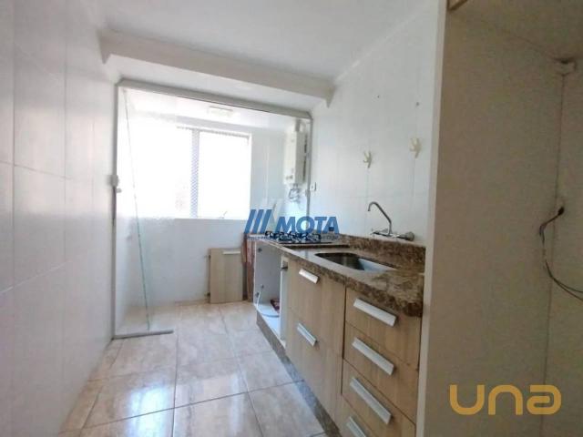 Apartamento na Nestor de Castro Centro Curitiba PR, aluguel por R$ 1.800