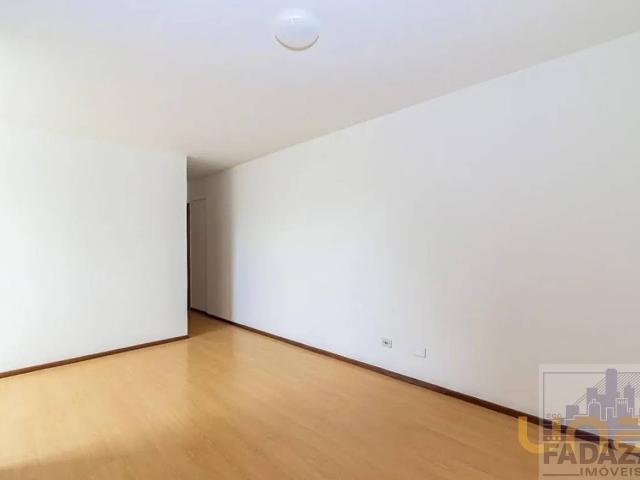Apartamento na Padre Dehon Hauer Curitiba PR, aluguel por R$ 2.300