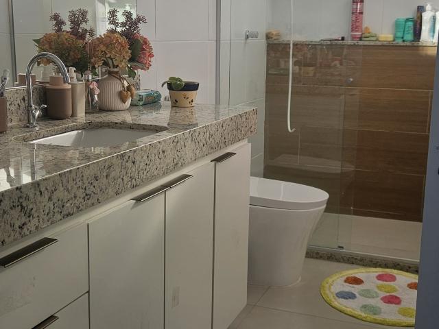 Apartamento na Pituba nascente total com linda vista para o mar!