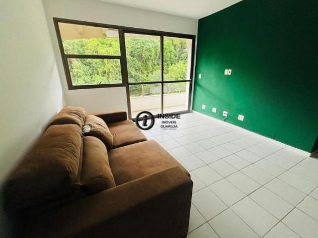 Apartamento na Pitangueiras frente mar 3 quartos