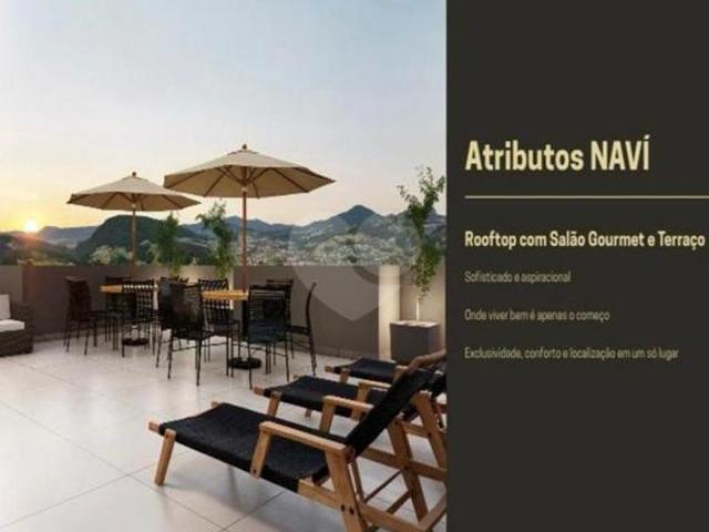 Apartamento na planta 2 quartos com suite 56m² Hauer/Boqueirão