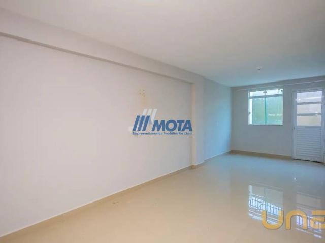 Apartamento na Prefeito Maurício Fruet Cajuru Curitiba PR, aluguel por R$ 2.000