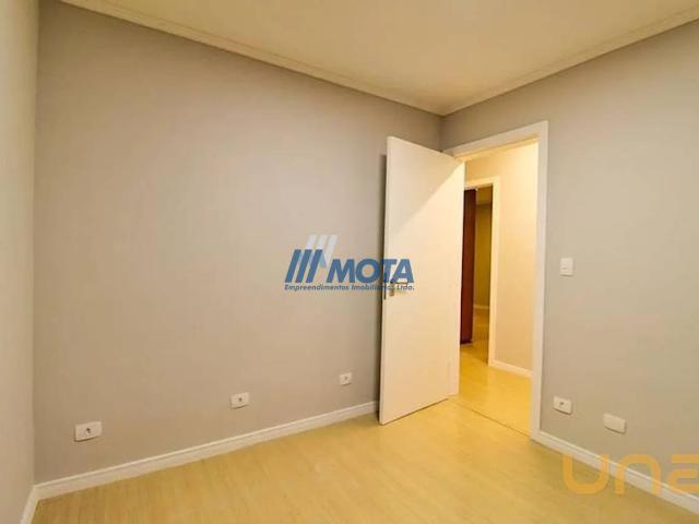 Apartamento na Presidente Getúlio Vargas Água Verde Curitiba PR, aluguel por R$ 2.950