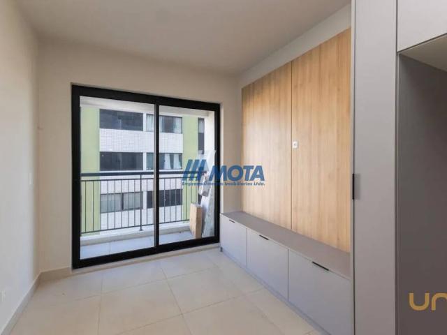 Apartamento na República Argentina Portão Curitiba PR, aluguel por R$ 2.100