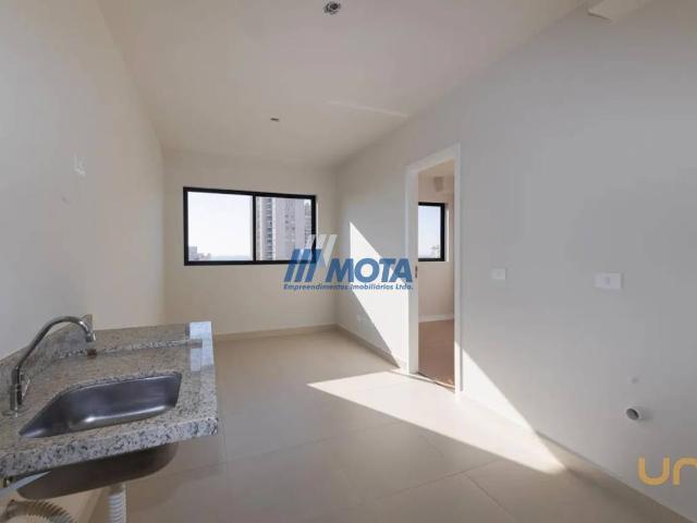 Apartamento na República Argentina Portão Curitiba PR, aluguel por R$ 2.100