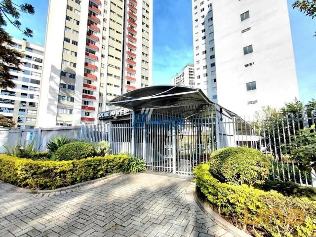 Apartamento na Sanito Rocha Cristo Rei Curitiba PR, aluguel por R$ 2.300