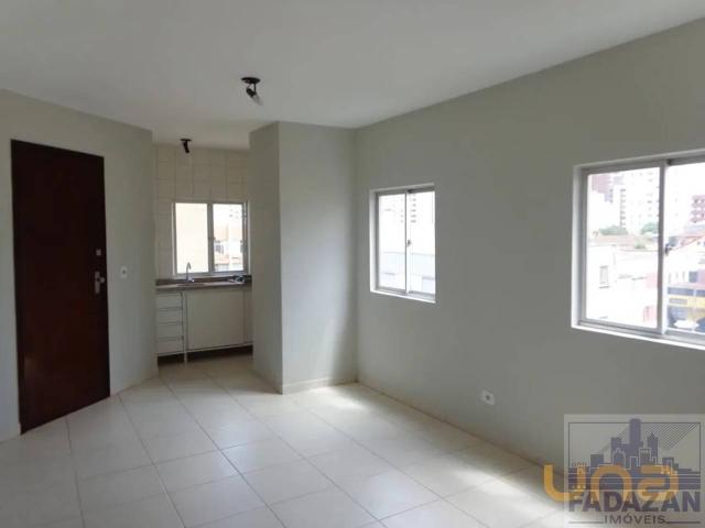 Apartamento na Saldanha Marinho Centro Curitiba PR, aluguel por R$ 1.200