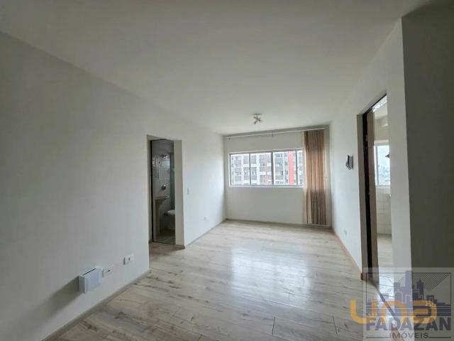 Apartamento na Silva Jardim Rebouças Curitiba PR, aluguel por R$ 2.200
