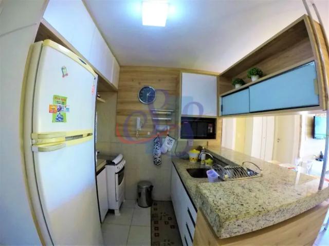 Apartamento nascente total no Beach Place com 2 quartos
