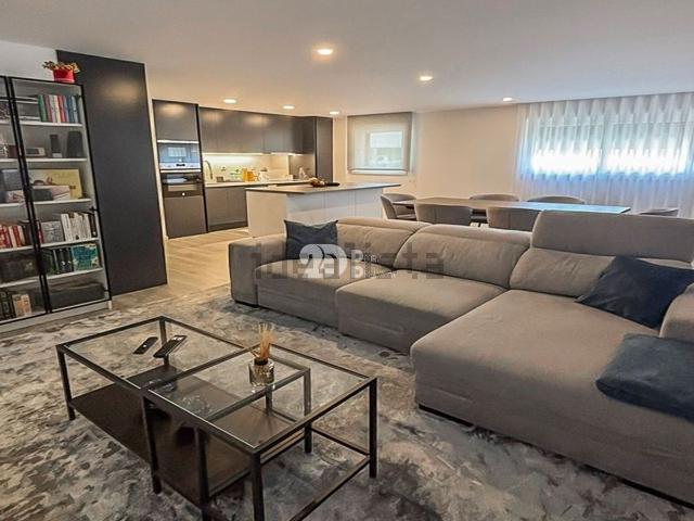 Apartamento, Nine