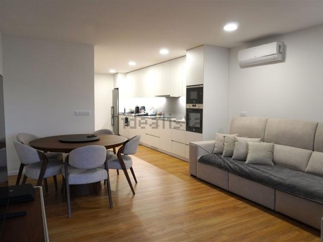 Apartamento, Nine