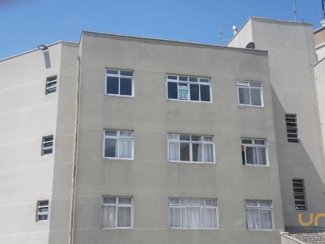 Apartamento no Tingui de 66 m² com 3 quartos