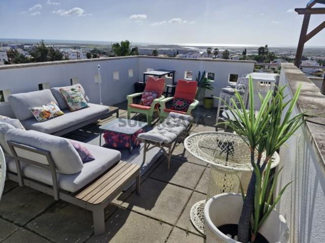 Apartamento no último piso em Tavira, com 4 quartos, 160 m² de área útil e vista sobre a cidade e o mar