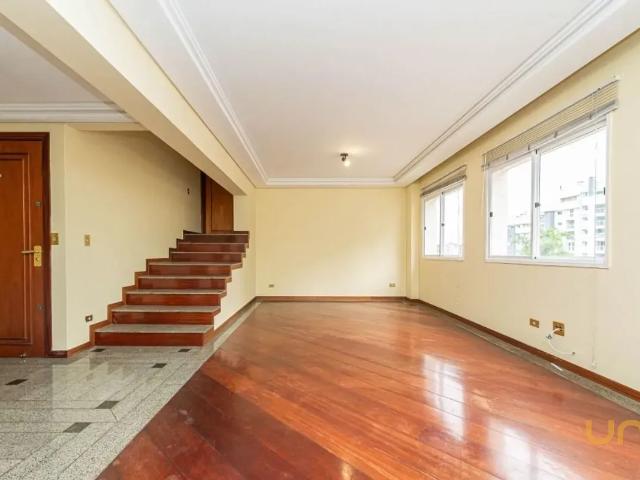 Apartamento no Água Verde de 160 m² com 3 quartos