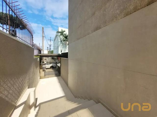Apartamento no Água Verde de 194.1 m² com 3 quartos
