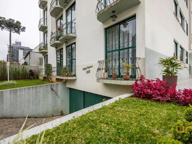 Apartamento no Água Verde de 90 m² com 2 quartos