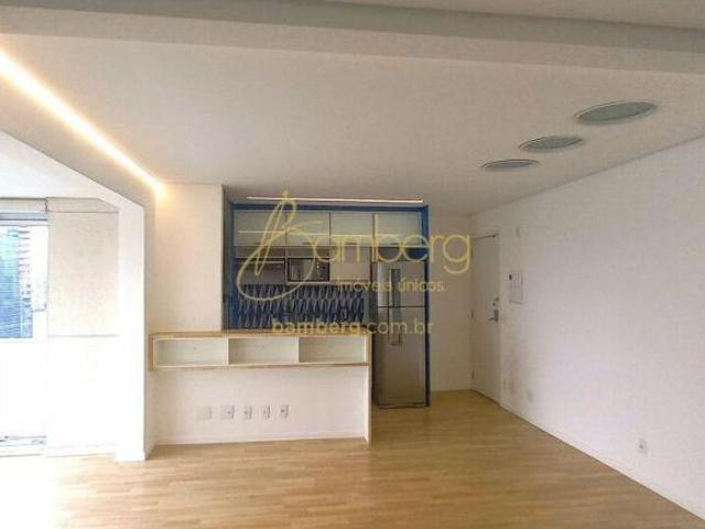 Apartamento no ADD Nova Berrini com uma suíte e duas vagas