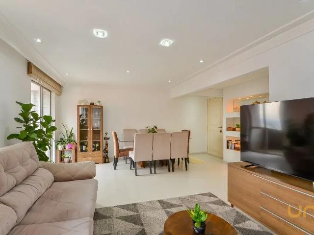 Apartamento no Bacacheri de 107 m² com 3 quartos