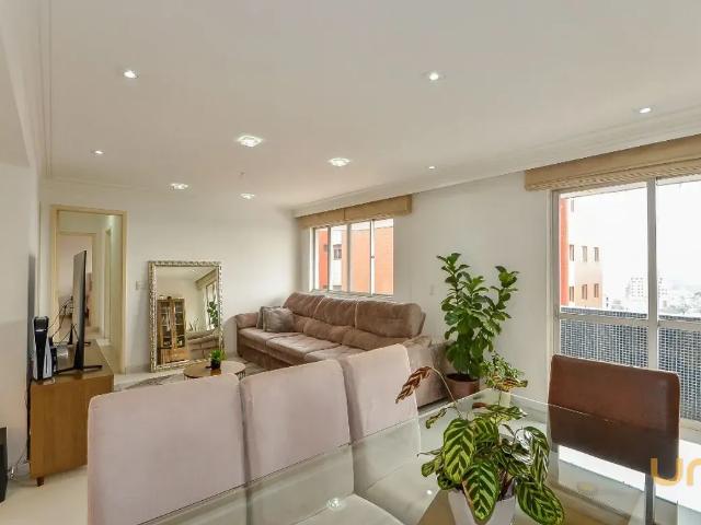 Apartamento no Bacacheri de 107 m² com 3 quartos