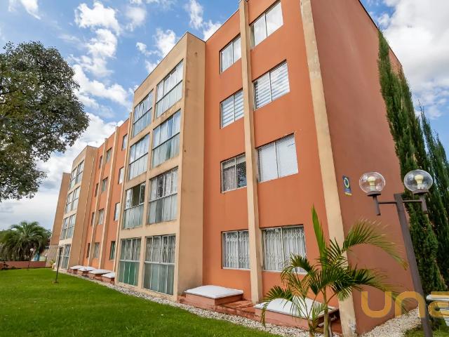Apartamento no Bacacheri de 74.74 m² com 3 quartos