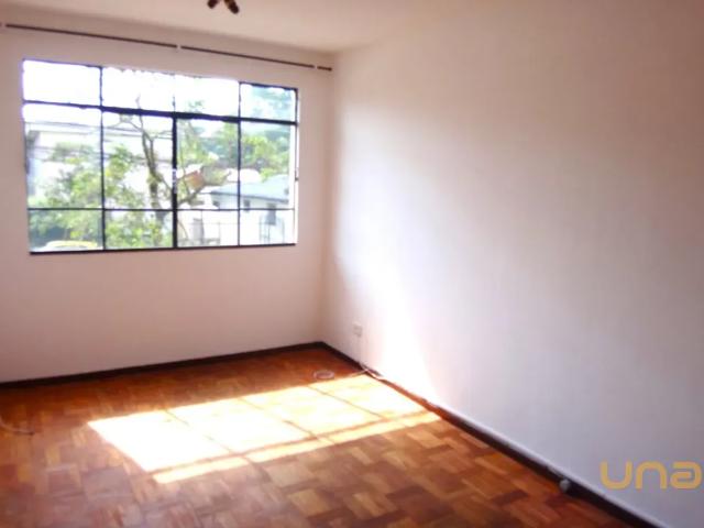 Apartamento no Bacacheri de 90 m² com 3 quartos