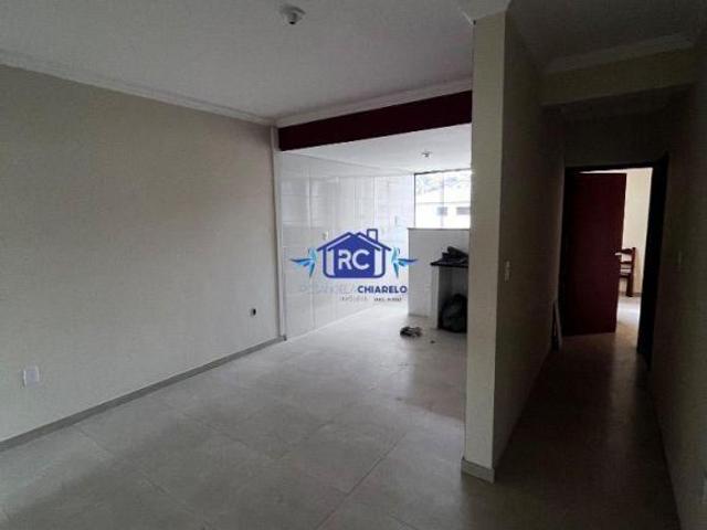 Apartamento no bairro alvorada bem localizado.. O imovel possui 2 quartos sendo 1 suite, sala, co