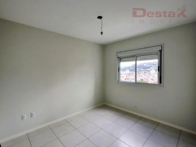 Apartamento no bairro Bela Vista São José