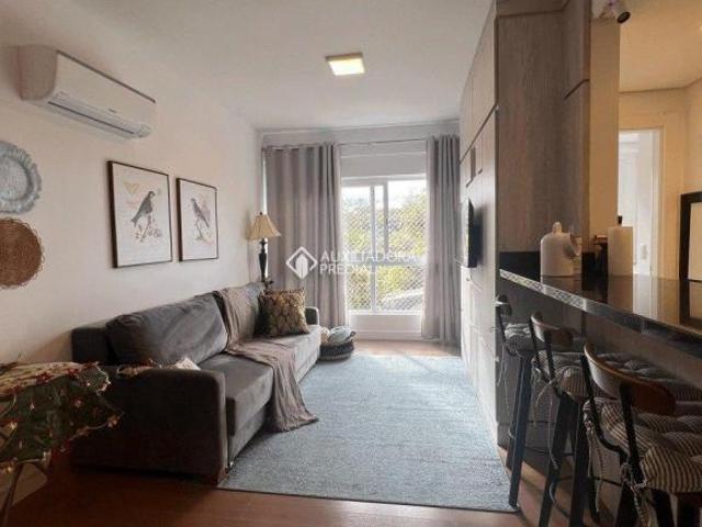 Apartamento no bairro Floresta