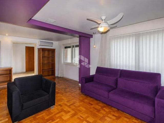 Apartamento no Bairro Petrópolis com 3 dormitórios e 1 vaga de garagem em Porto