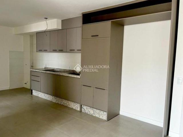 APARTAMENTO NO BAIRRO TIMBAÚVA MONTENEGRO