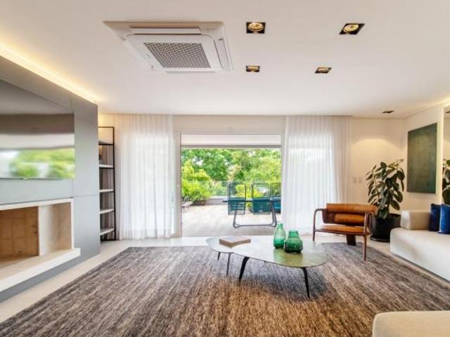 Apartamento no bairro Tristeza