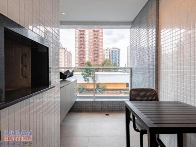 Apartamento no Batel 96 m², 3 Quartos sendo 1 Suíte, 2 Vagas